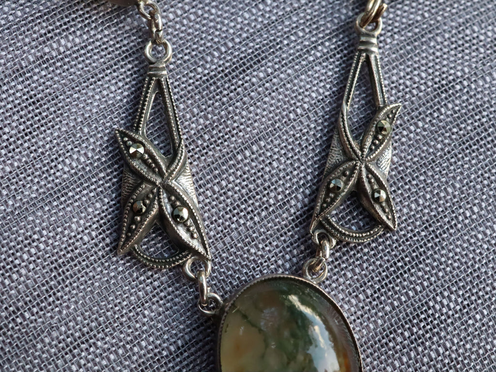 Moss Agate Brooch in Sterling Silver c.1920