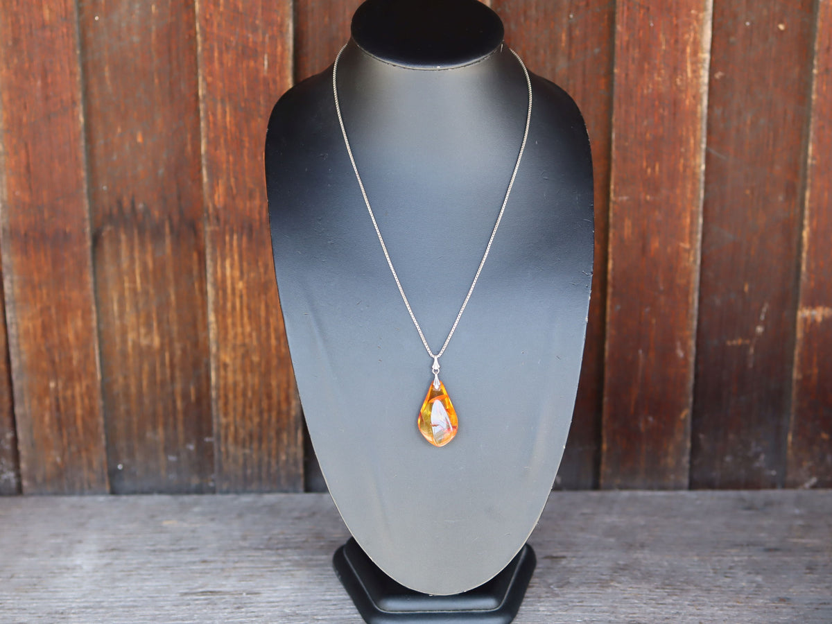 Amber Pendant on Sterling Silver Box Chain