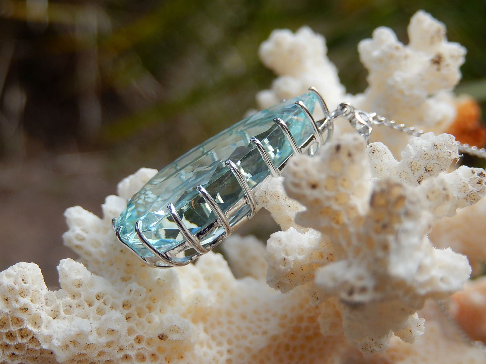 14.37ct Aquamarine and Diamond Necklace in 18ct White Gold