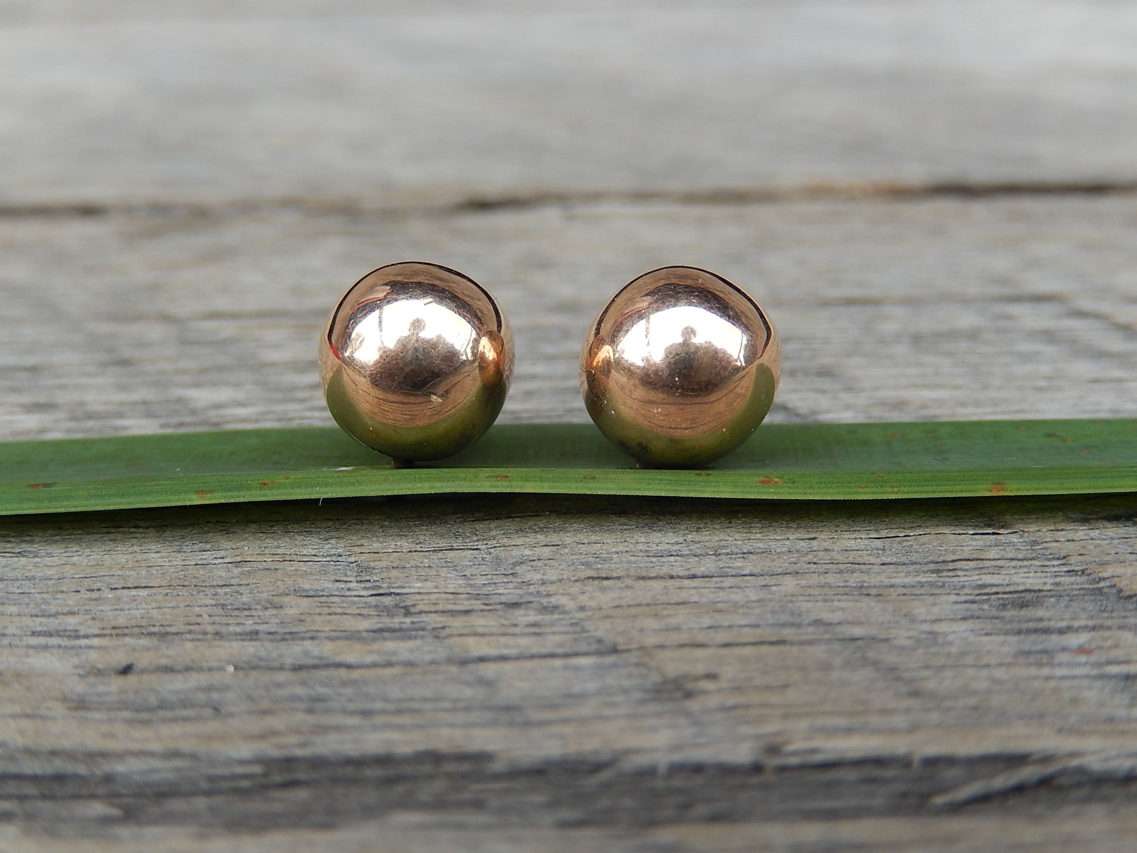 9ct Gold Ball Earrings