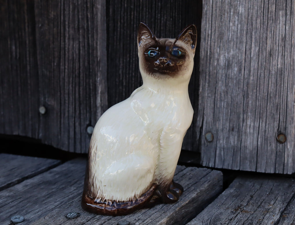 Beswick Siamese Cat