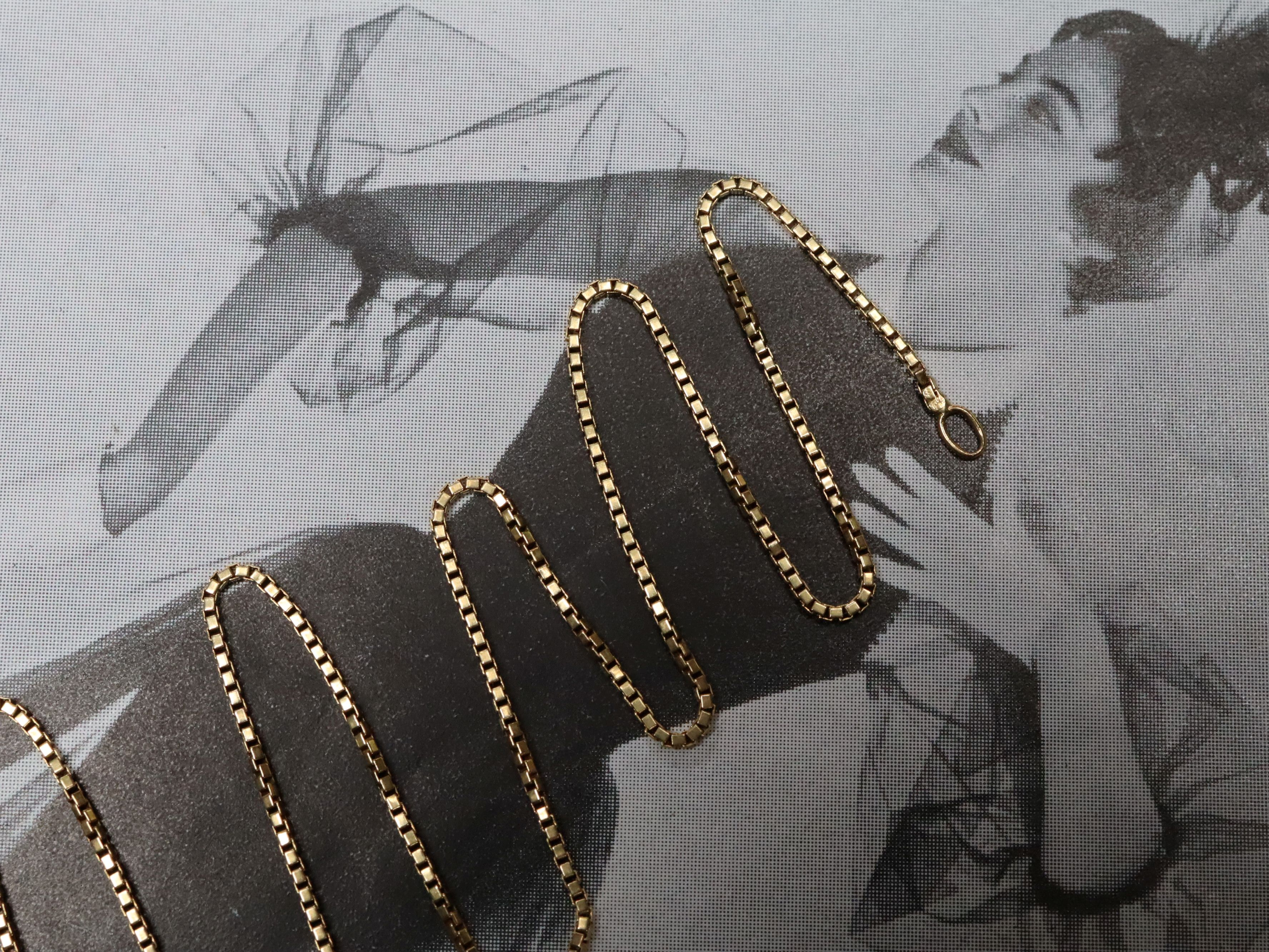 18ct Gold 52cm Box Chain