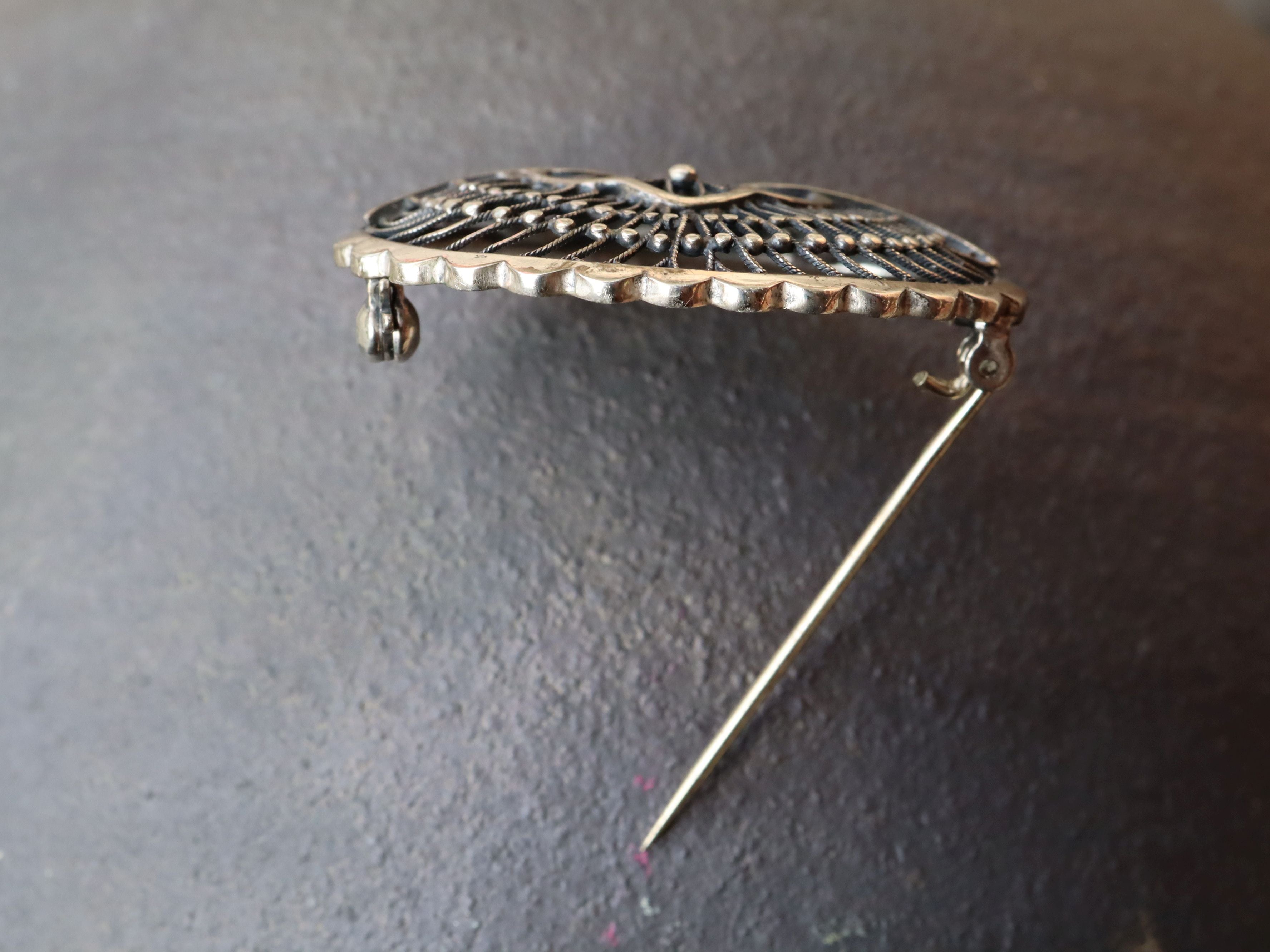 Art Deco Filigree Continental Sterling Brooch c.1930