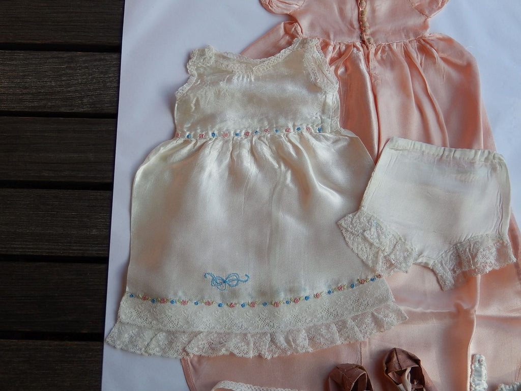 Doll's Dress c.1930