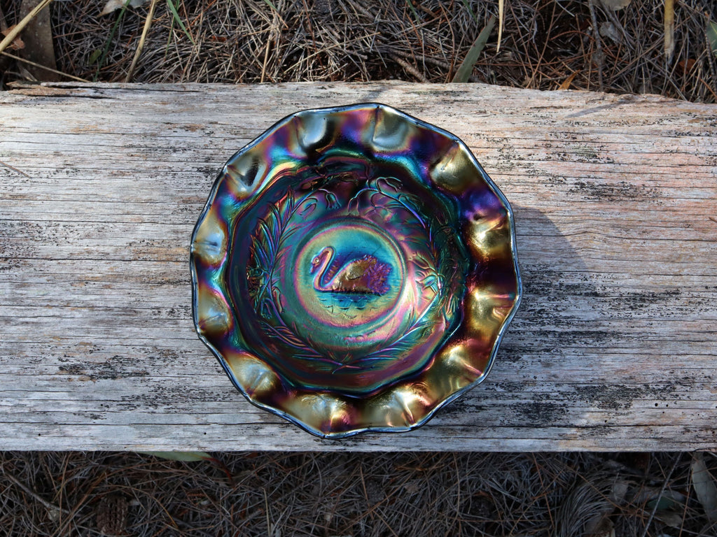Carnival Glass - Swan