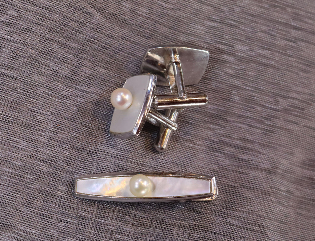 Mother of Pearl, and Pearl Cufflink set