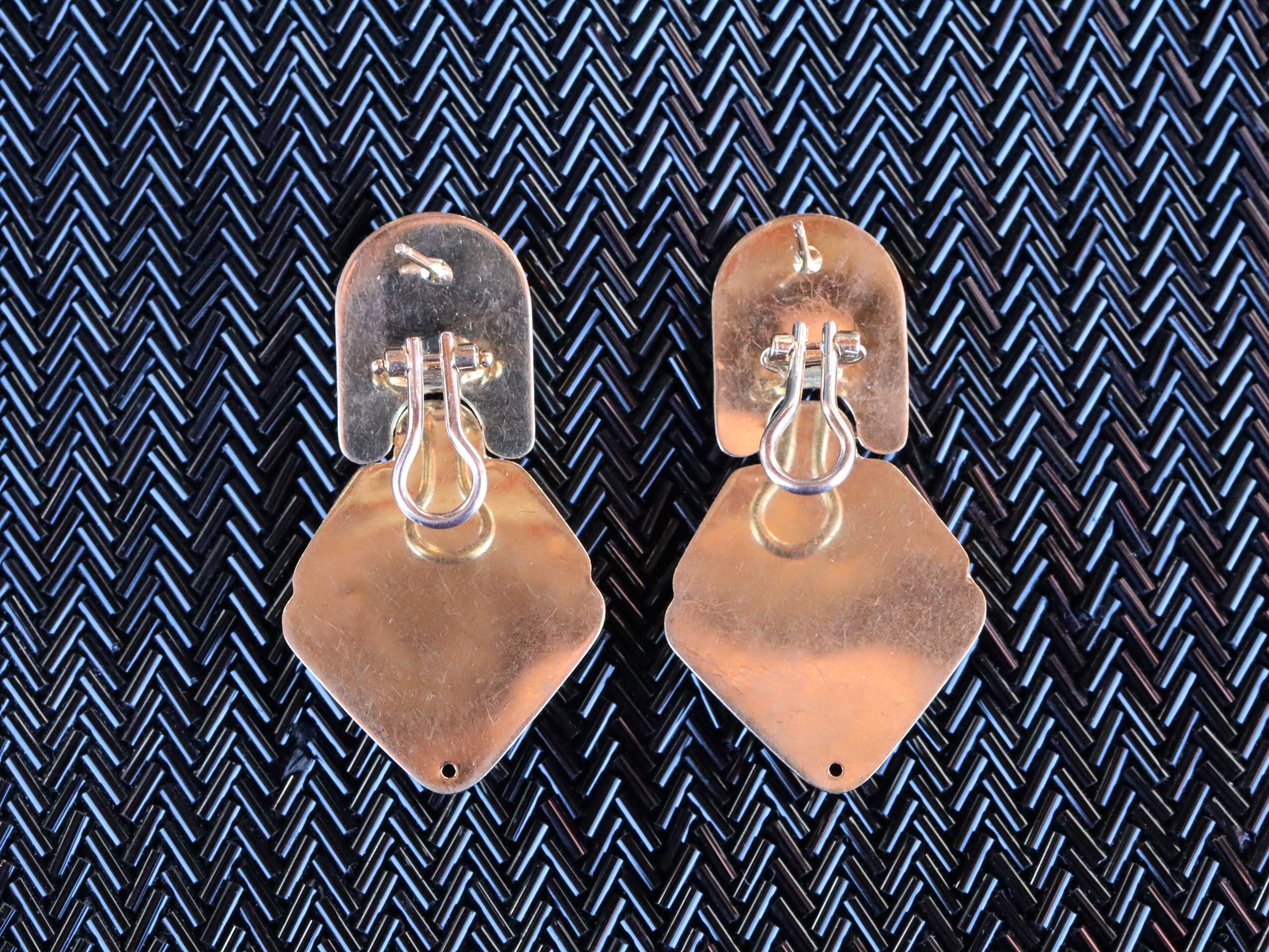 18ct Earrings in the Style of Dali