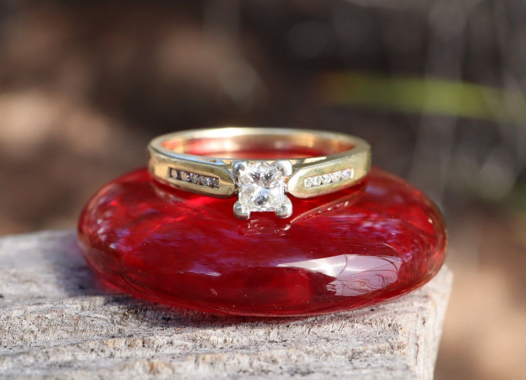 Princess Cut Diamond Engagement Ring in 9ct Gold