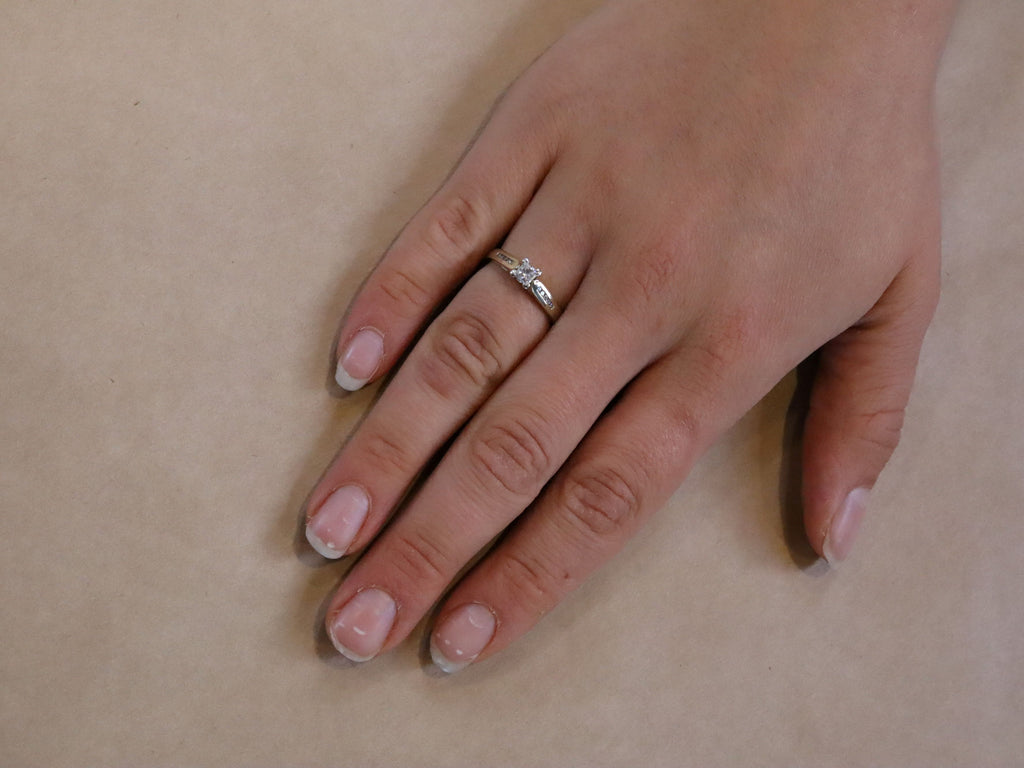 Princess Cut Diamond Engagement Ring in 9ct Gold