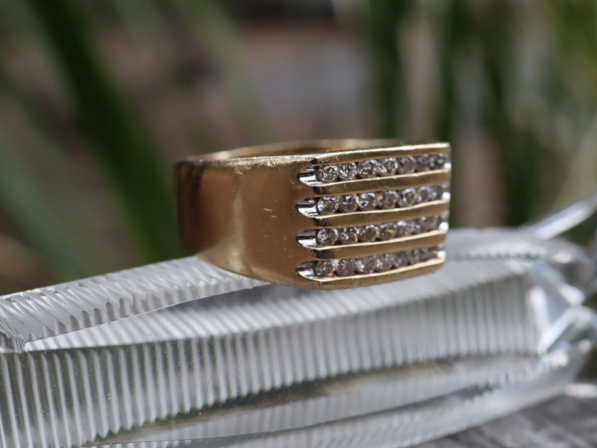 Diamond Ring in 9ct