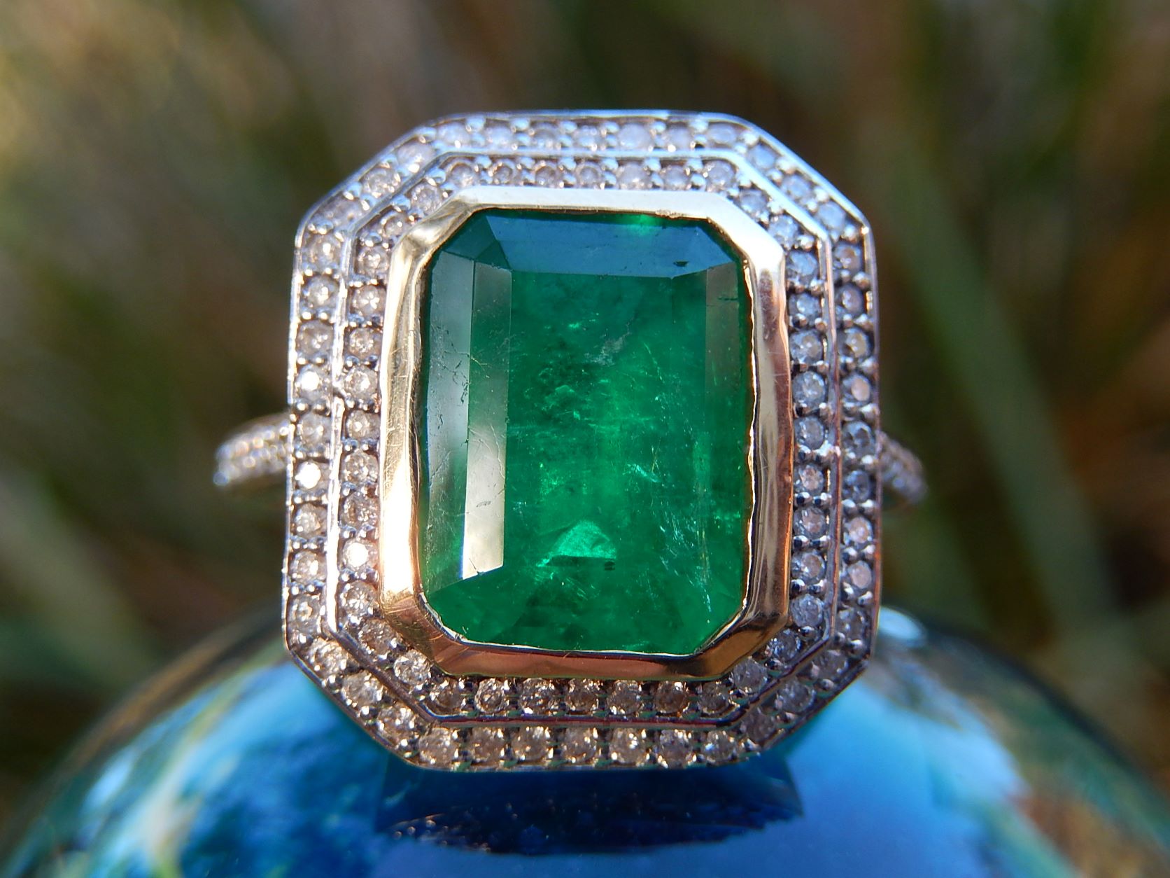 3ct Emerald and Diamond Ring in 18ct Gold