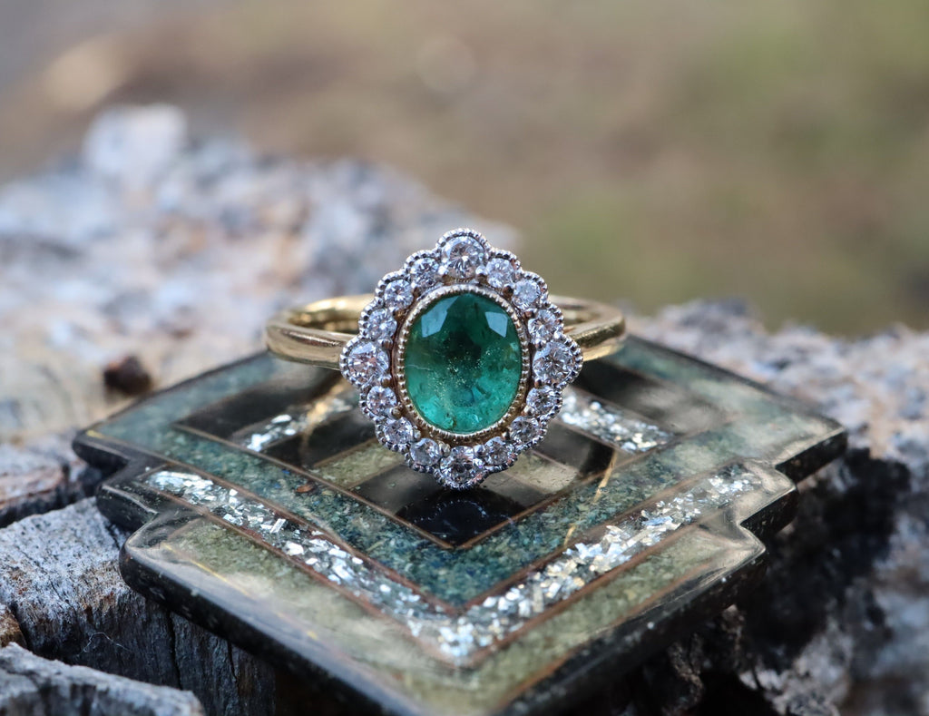Emerald and Diamond Ring in 14ct Gold