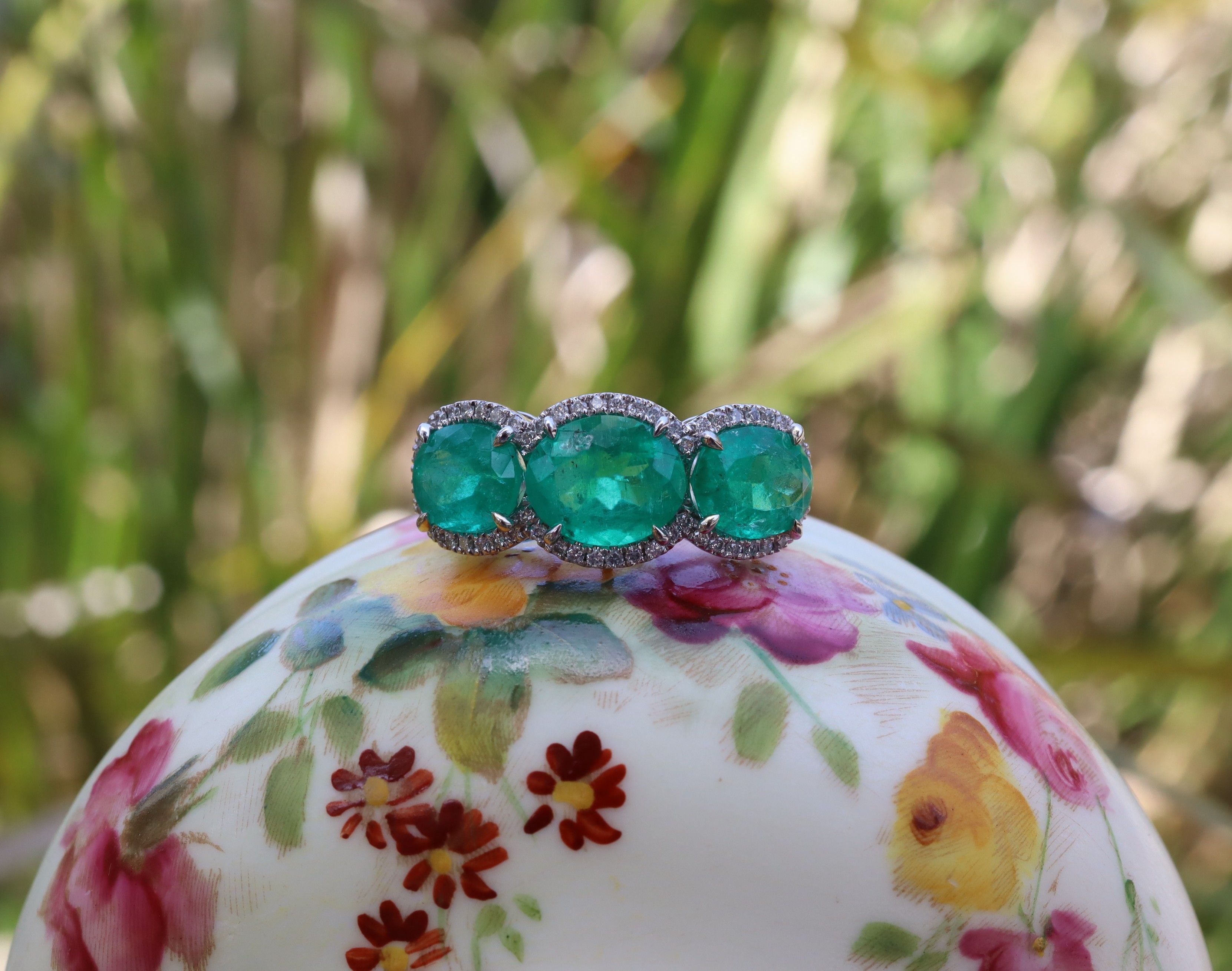 Emerald and Diamond Ring in 18ct White Gold