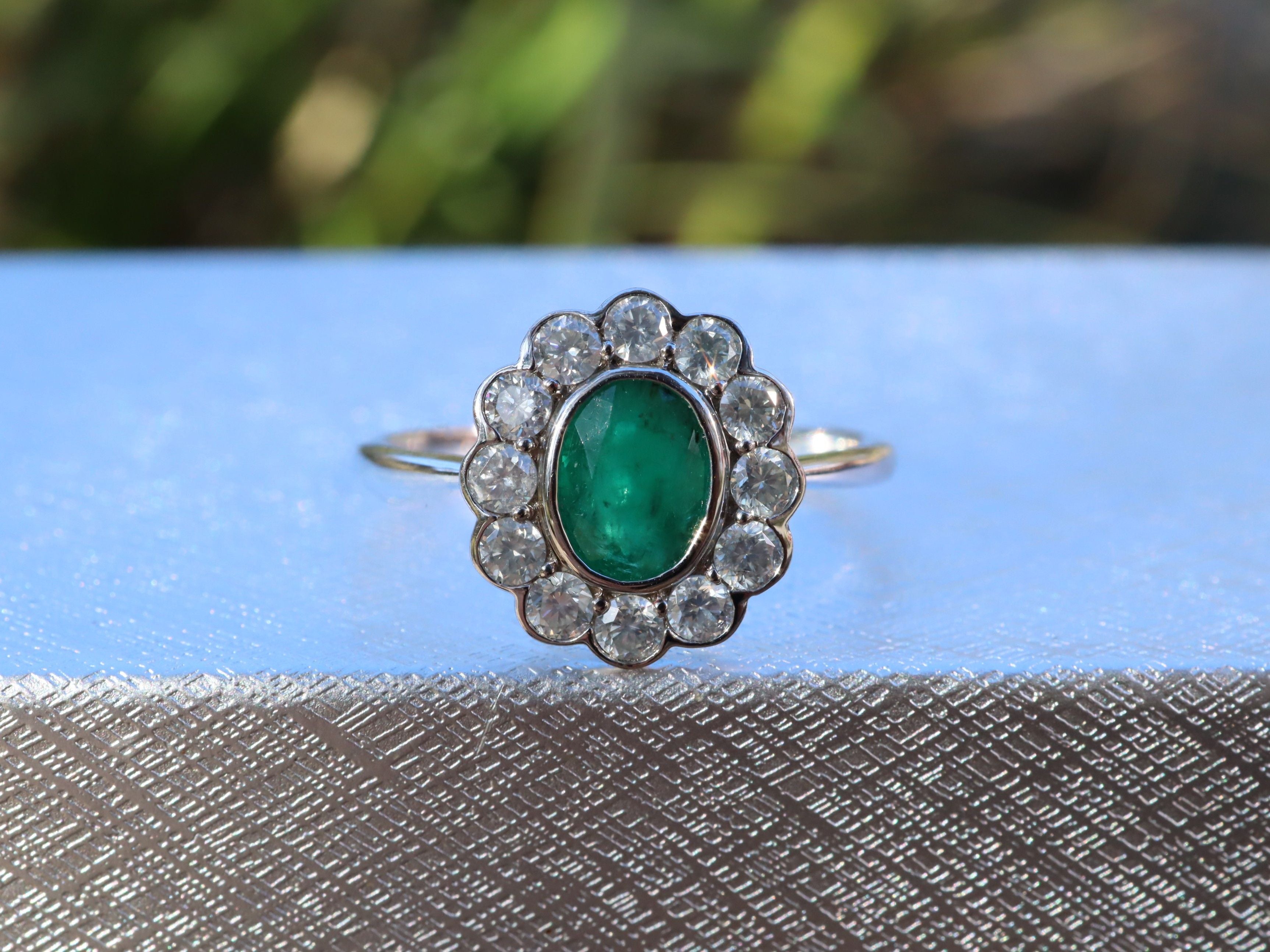 Emerald and Diamond Ring in 14ct White Gold