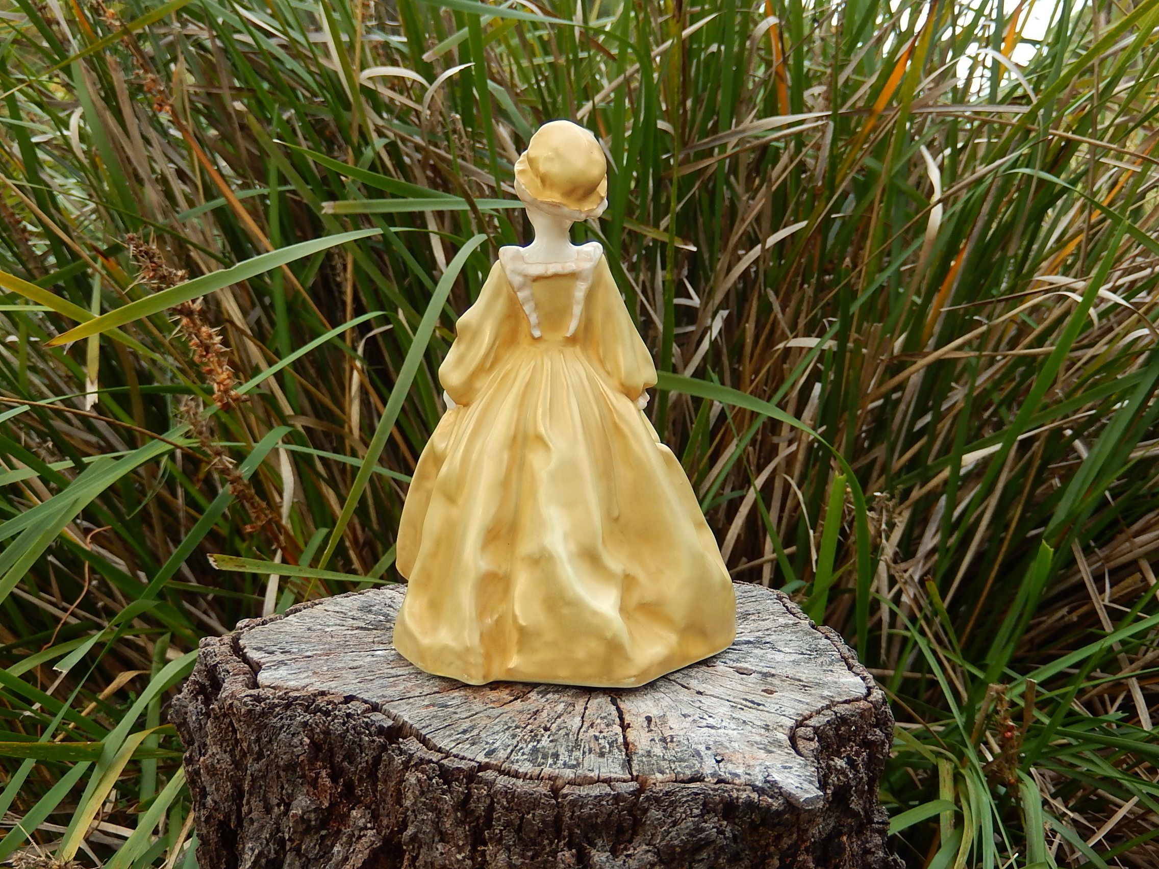 Royal Worcester "Grandmother's Dress" Figurine c.1950