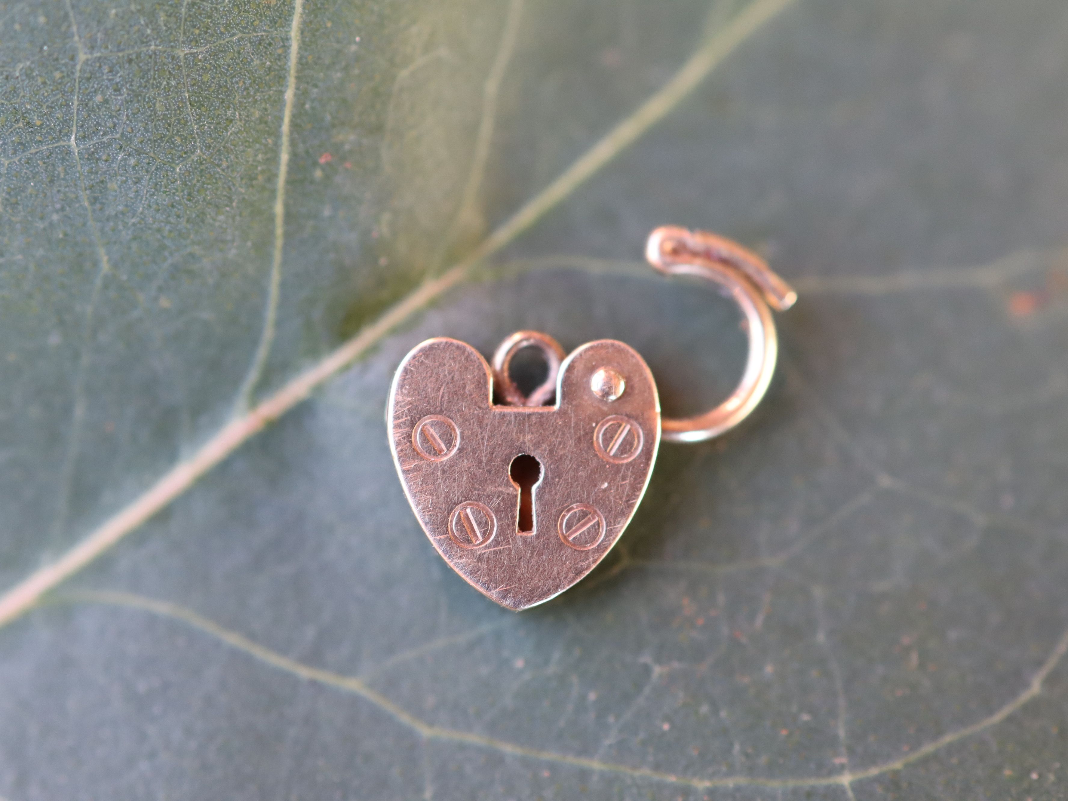 9ct Gold Heart Padlock Charm