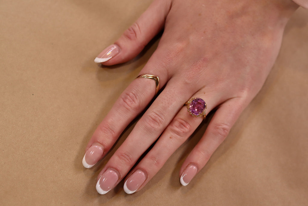 Kunzite in 18ct