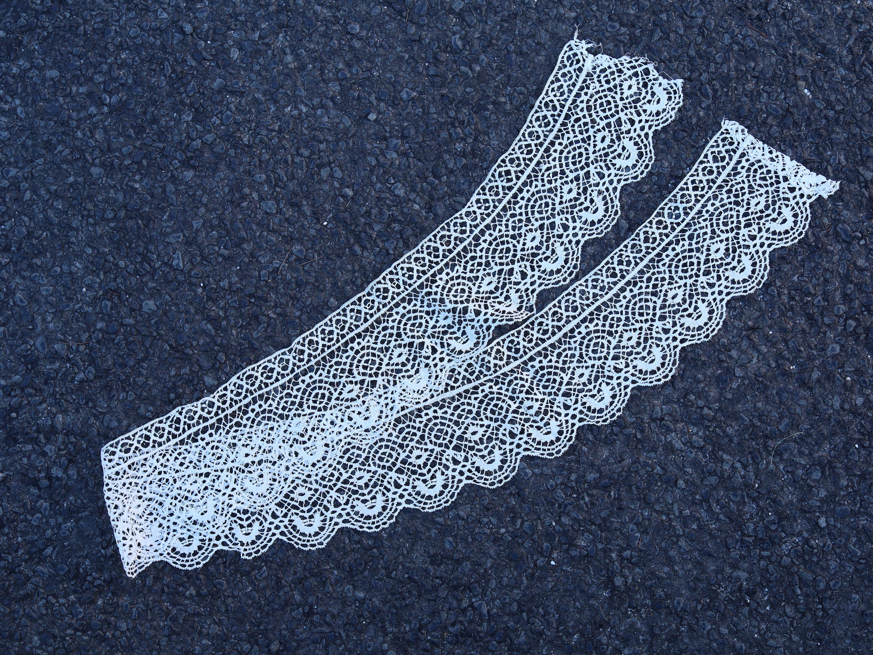 Antique Hand Worked Bobbin Lace c.1890