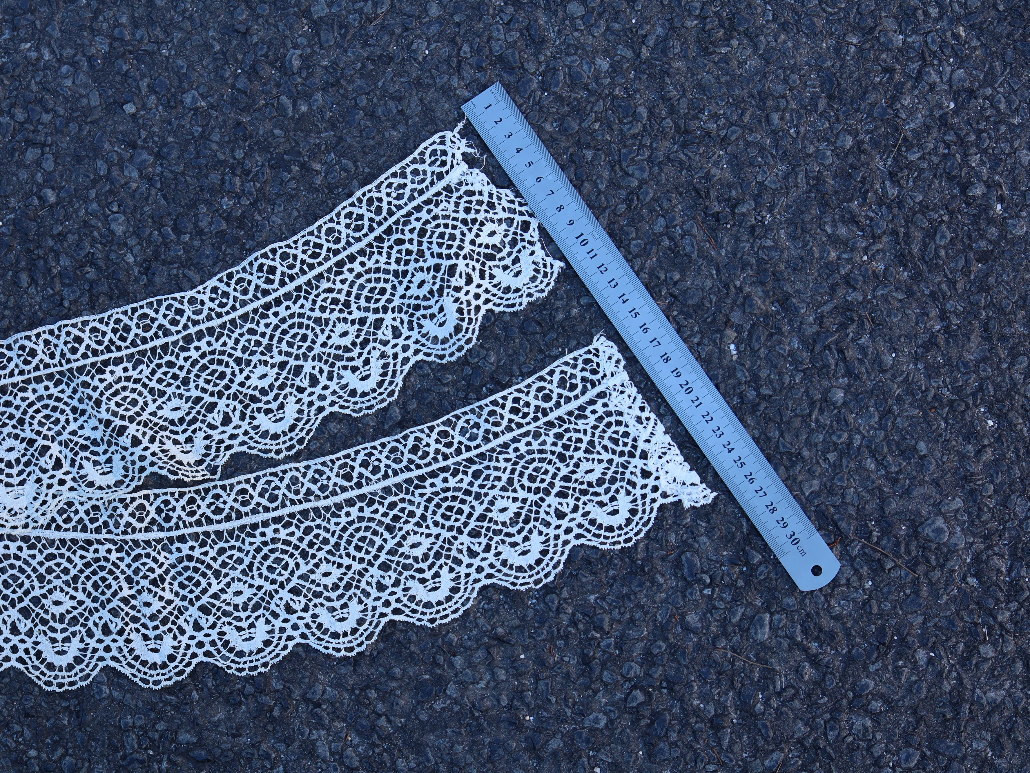 Antique Hand Worked Bobbin Lace c.1890
