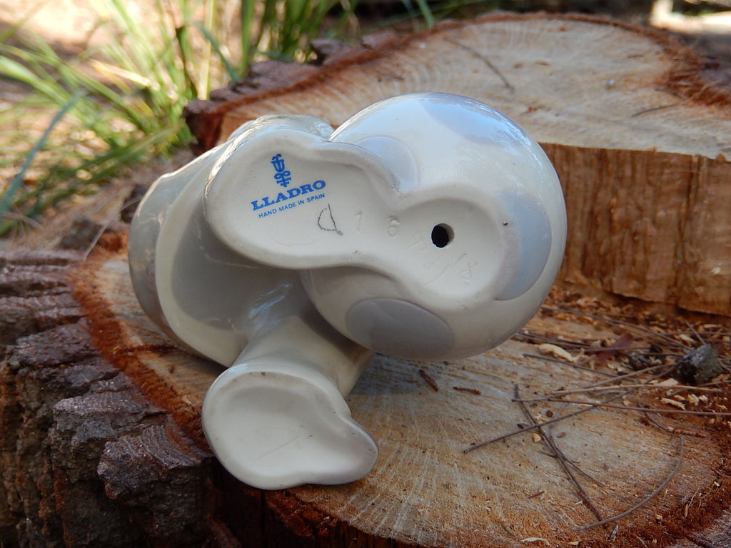 Lladro Girl Figurine