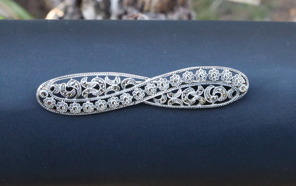 German Marcasite Infinity-style Brooch in Sterling Silver