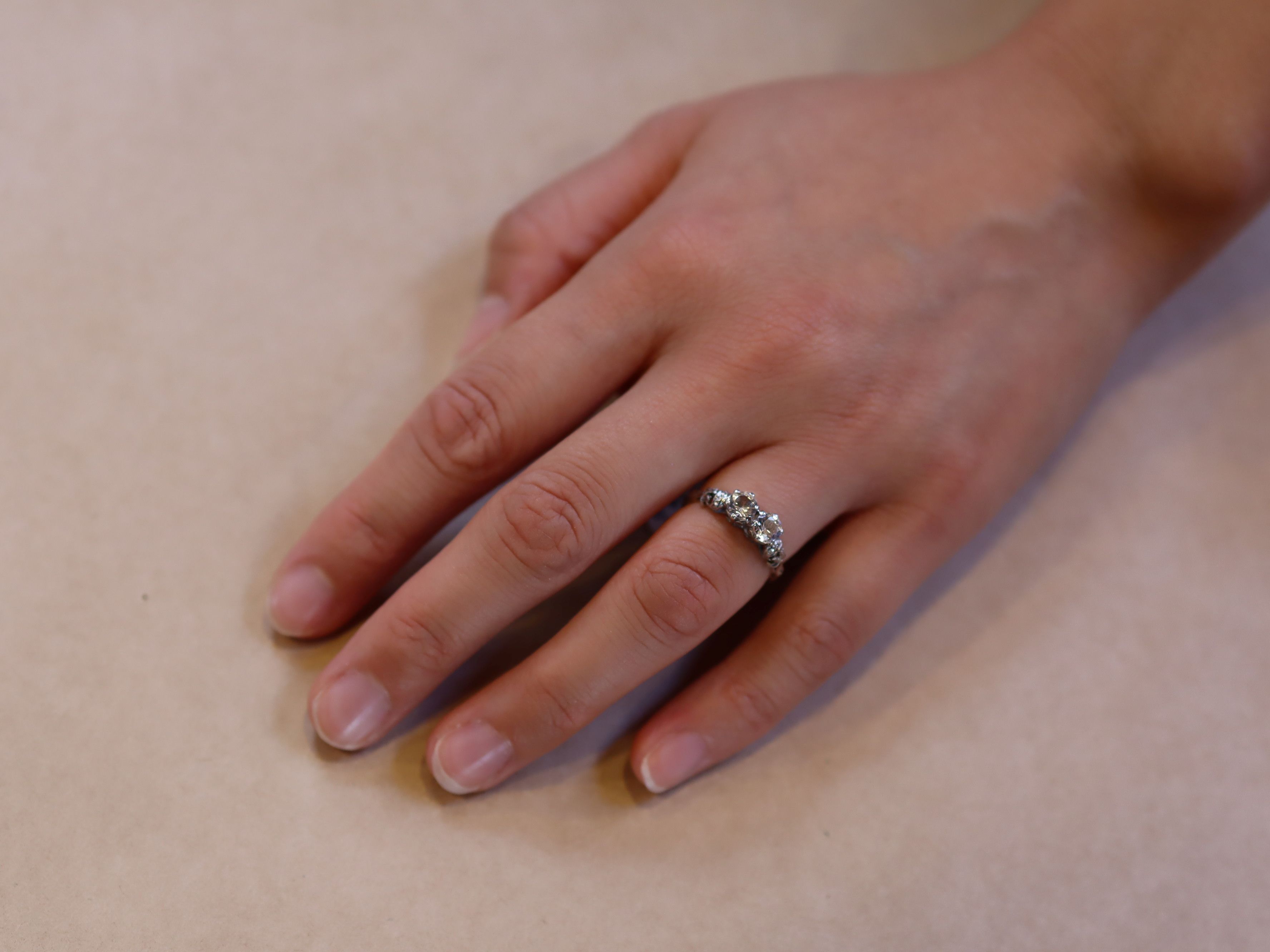 Sapphire Toi et Moi Ring in 9ct Gold