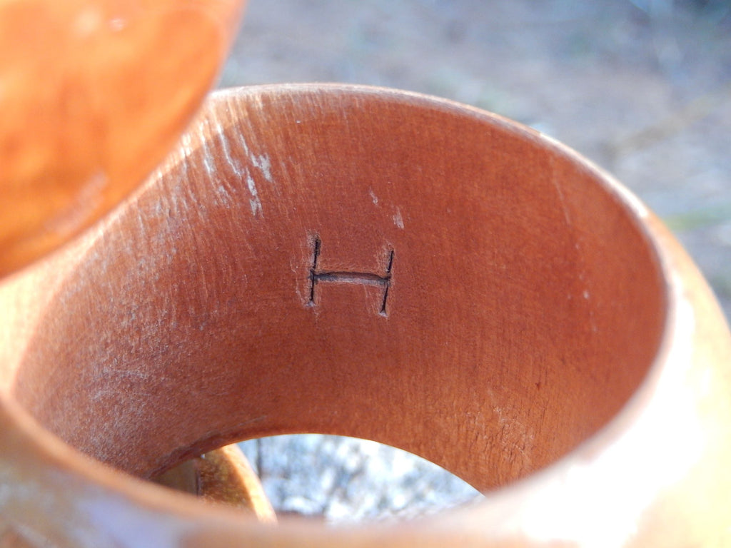 Six Napkin Rings with 9ct Gold Tasmania Map