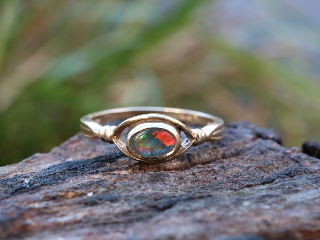 Opal Doublet in 9ct