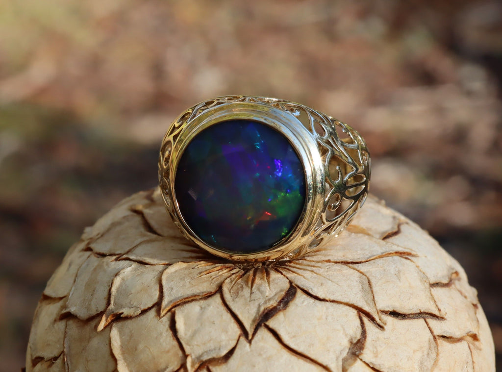 Opal in 14ct Gold Ring