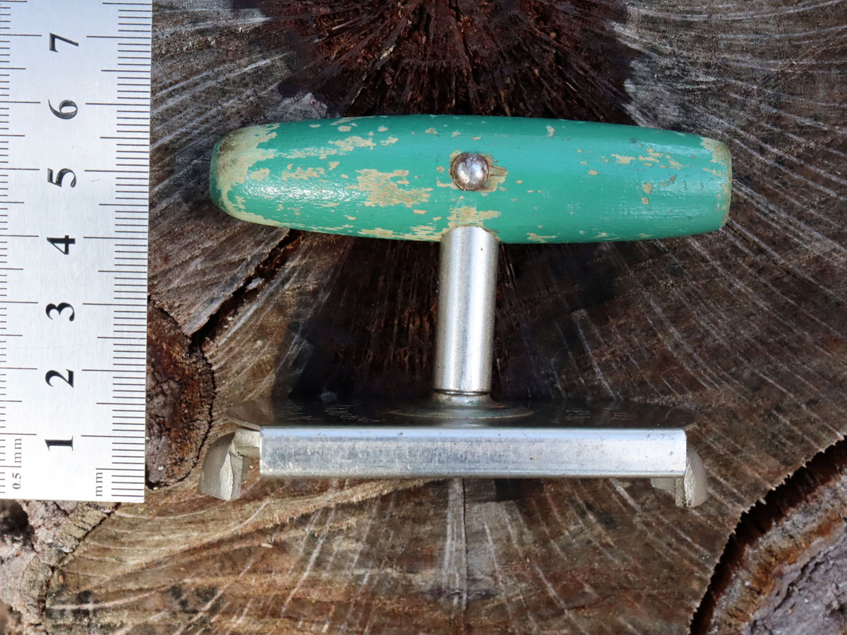 Nif-Tee Bottle and Jar Opener c.1950