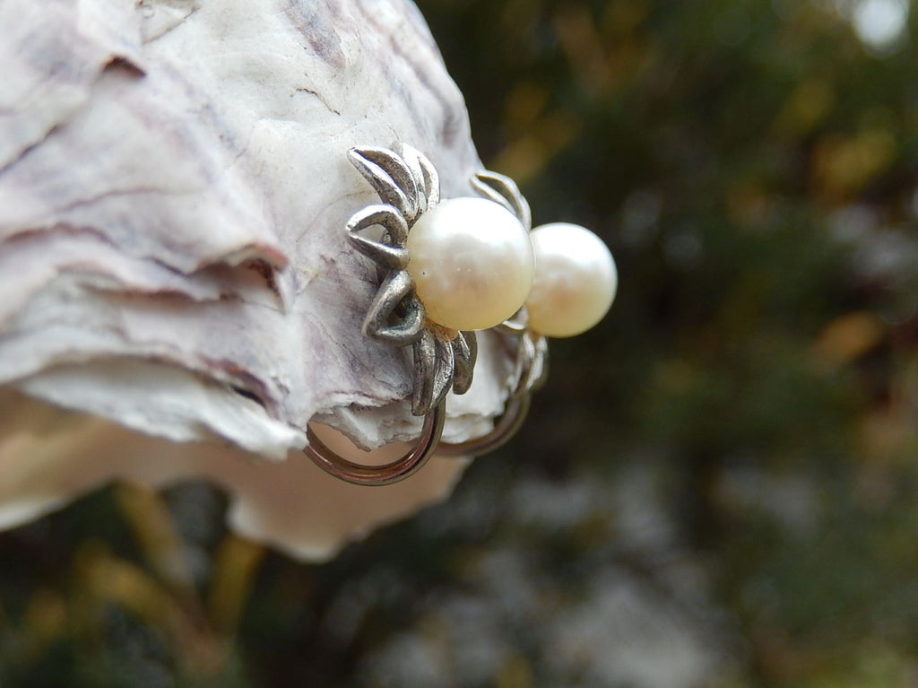 Cultured Pearl Screw back Earrings in Sterling