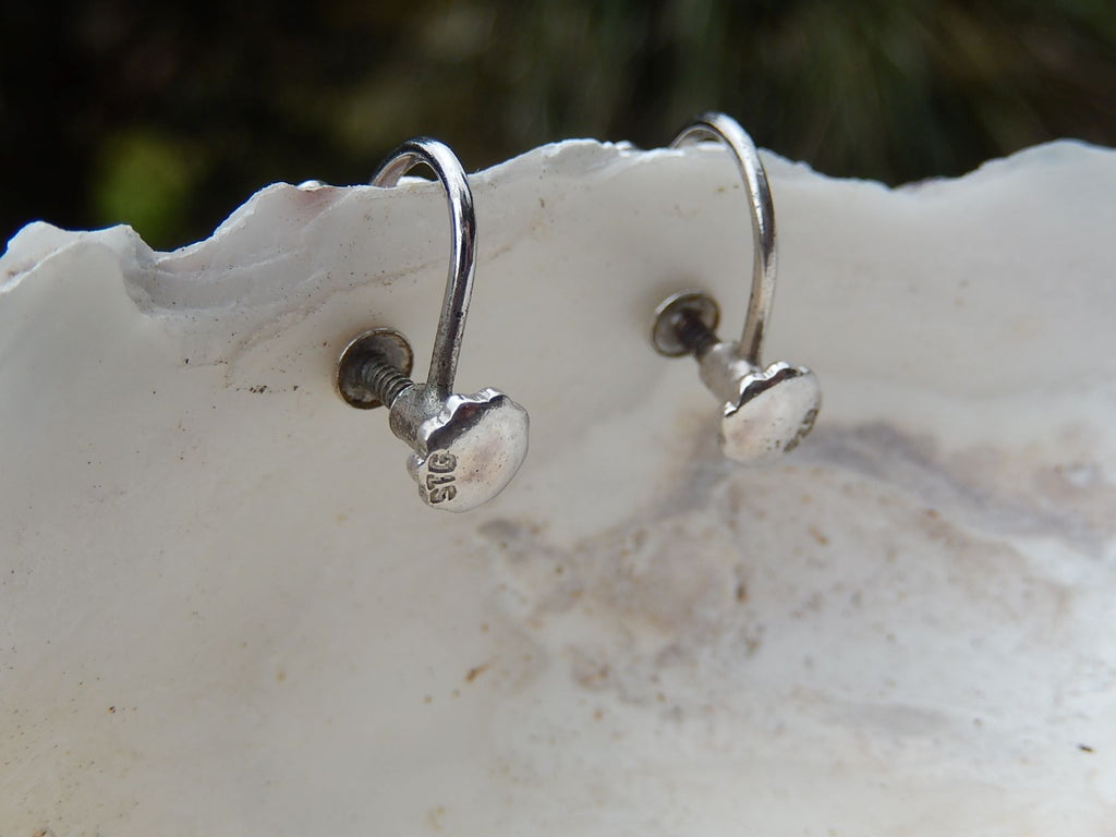 Cultured Pearl Screw back Earrings in Sterling