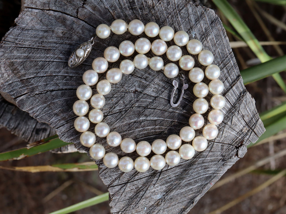 Cultured Pearl Necklace