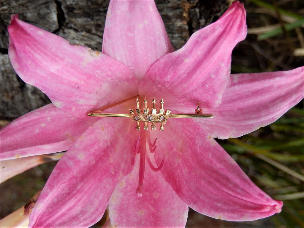 Diamond Brooch in 9ct