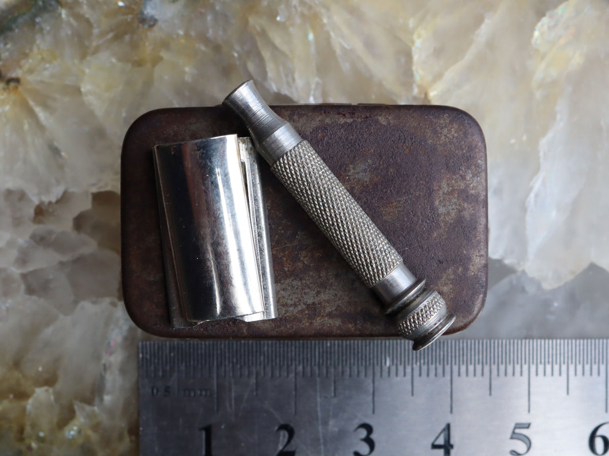 The Laurel Ladies Safety Boudoir Razor c.1920