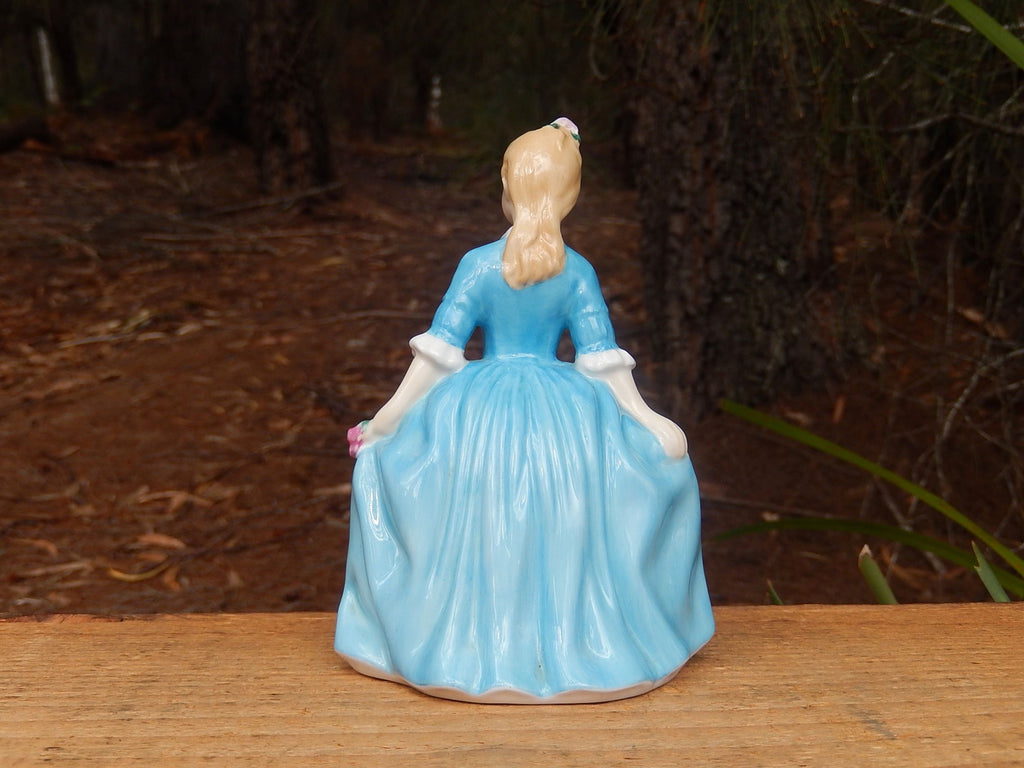 Royal Doulton 'A Child From Williamsburg' Figurine