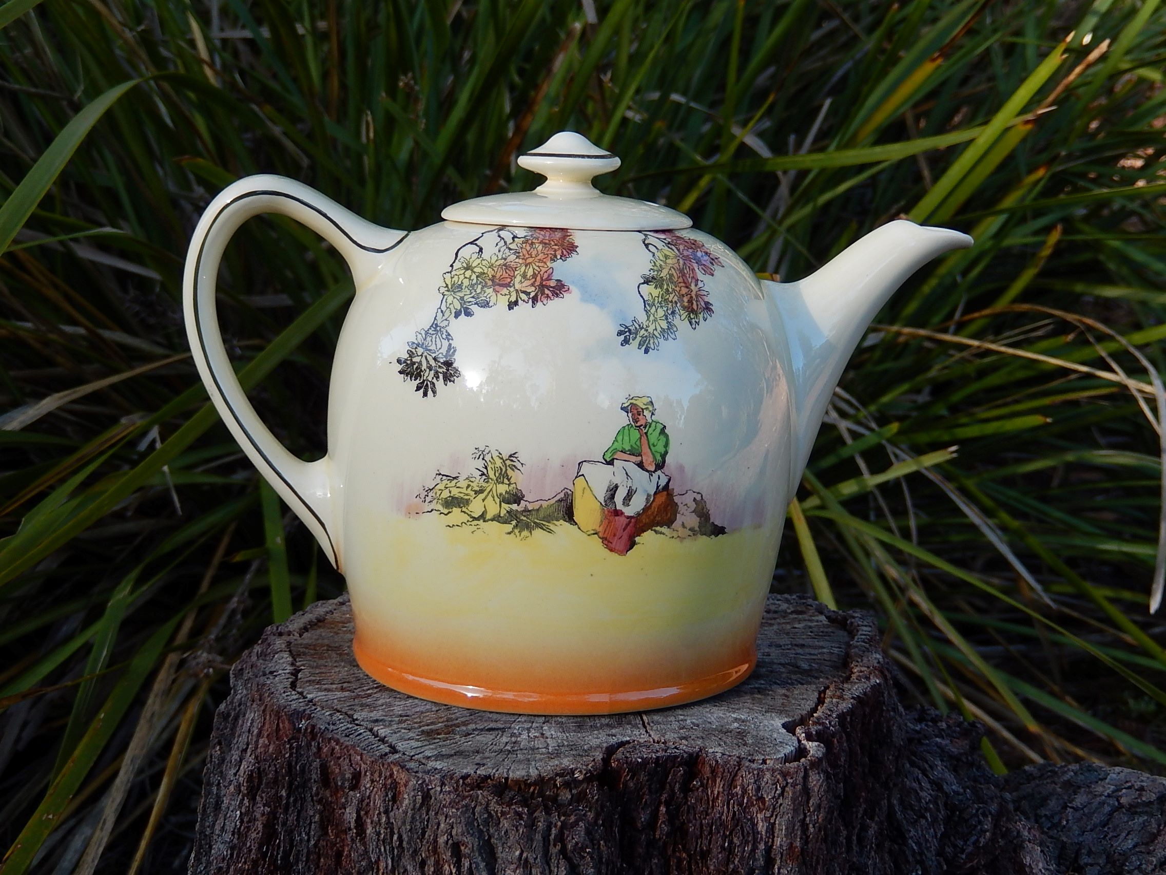Royal Doulton "The Gleaners" Teapot c.1940