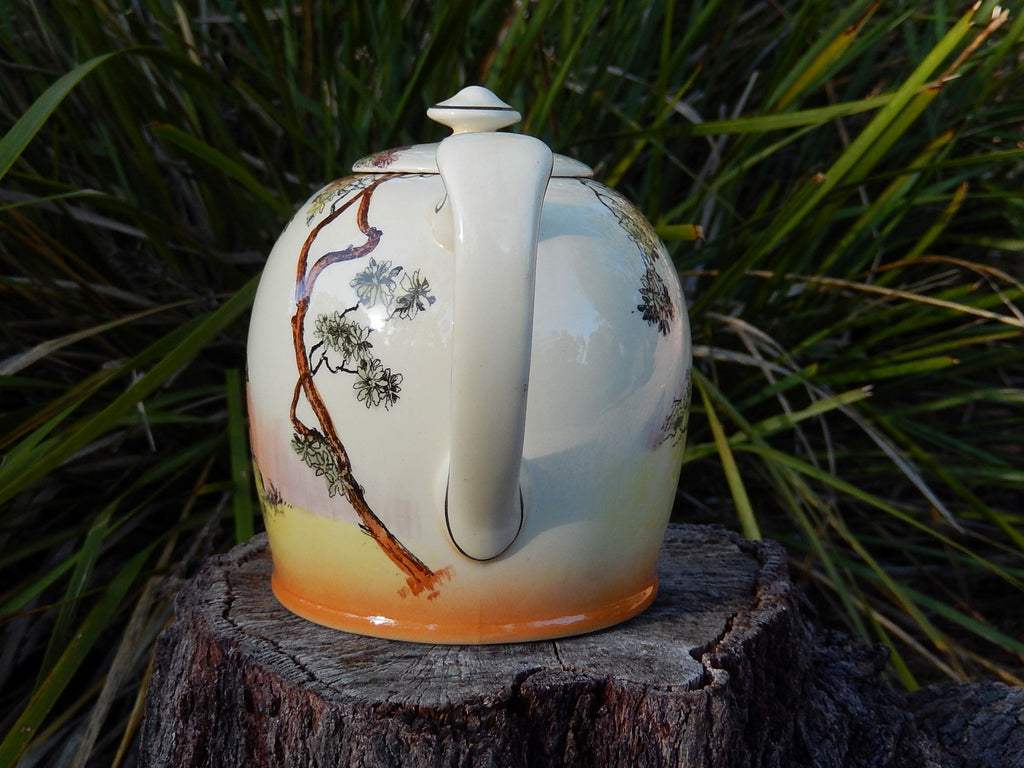 Royal Doulton "The Gleaners" Teapot c.1940