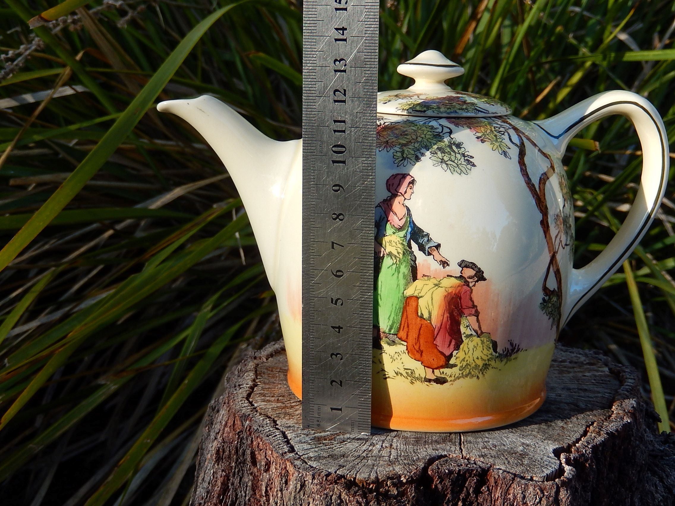 Royal Doulton "The Gleaners" Teapot c.1940