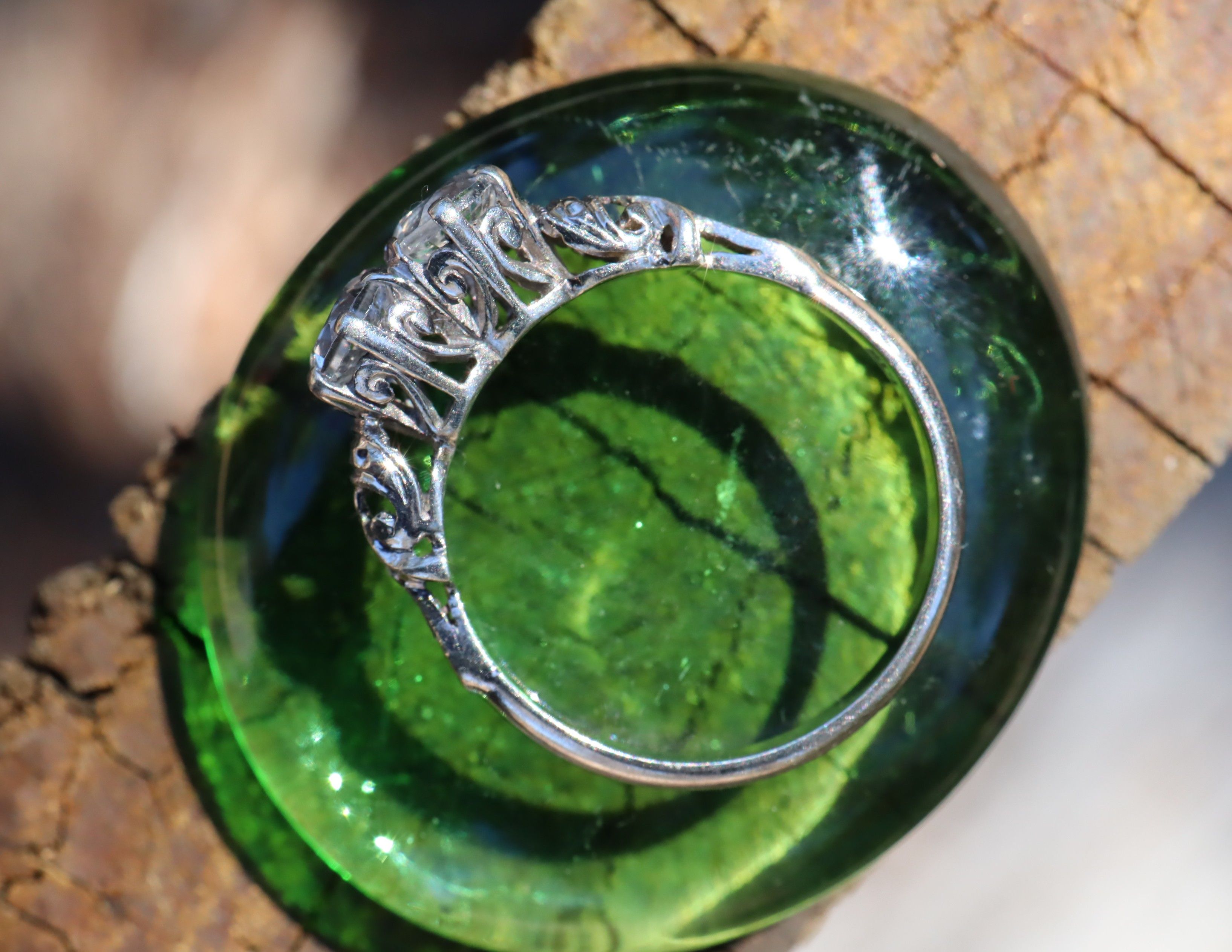 Sapphire Toi et Moi Ring in 9ct Gold
