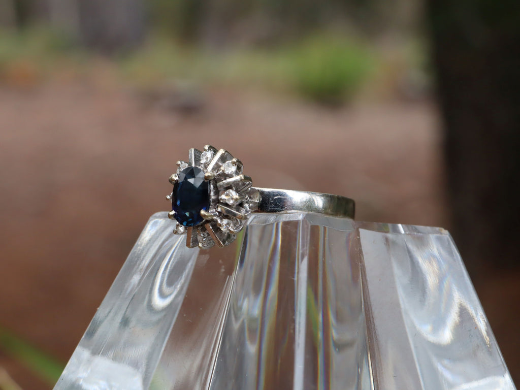 Sapphire and Diamond Cluster Ring in 18ct