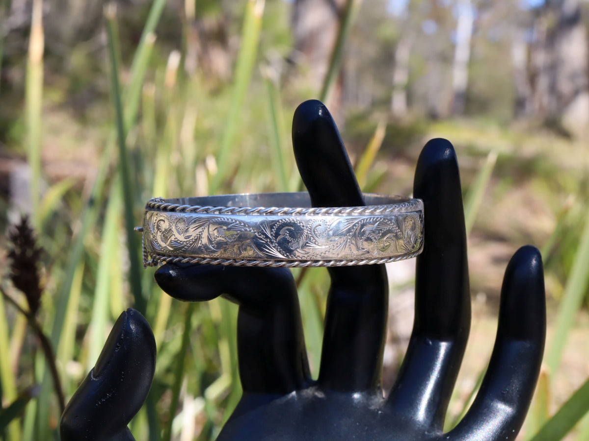 Sterling Silver Hinged Bangle by Henry Hyde & Sons c.1920