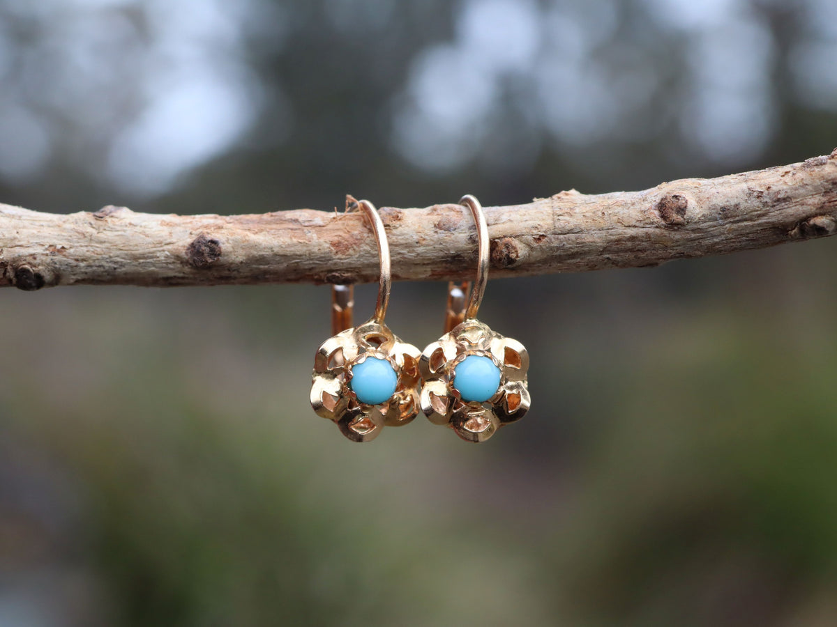 Turquoise in 18ct