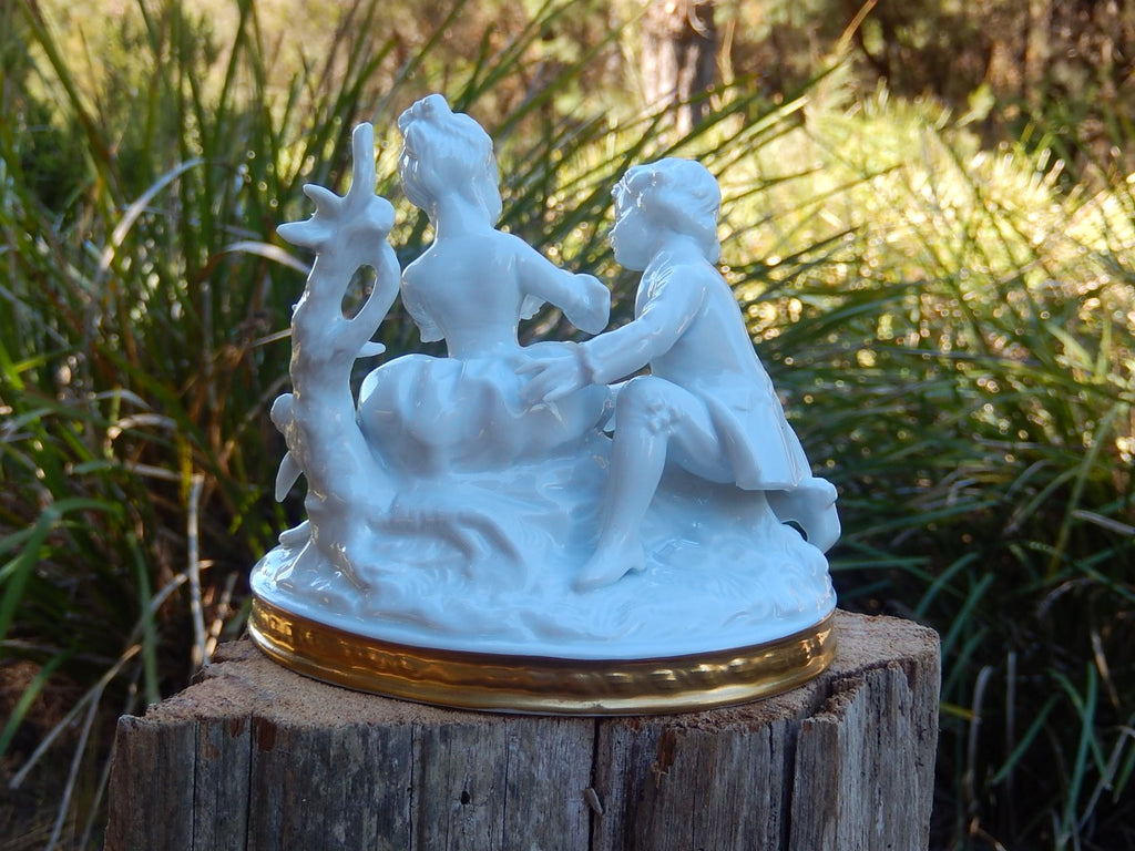 Unter Weiss Bach Porcelain